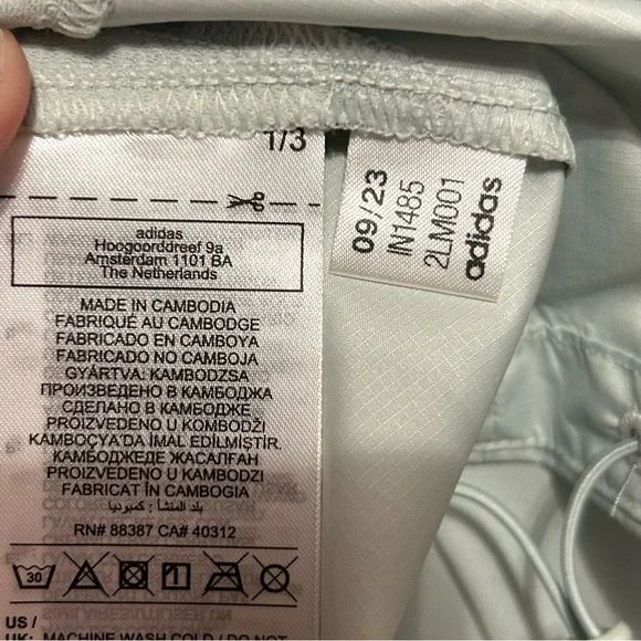 NWT Adidas Women's Small Green WIND.RDY Zip Up Hooded Sporty Windbreaker Jacket - Picture 13 of 16